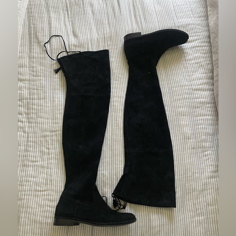 Frye Black Over-the-Knee Suede Boots with Sleek Silhouette